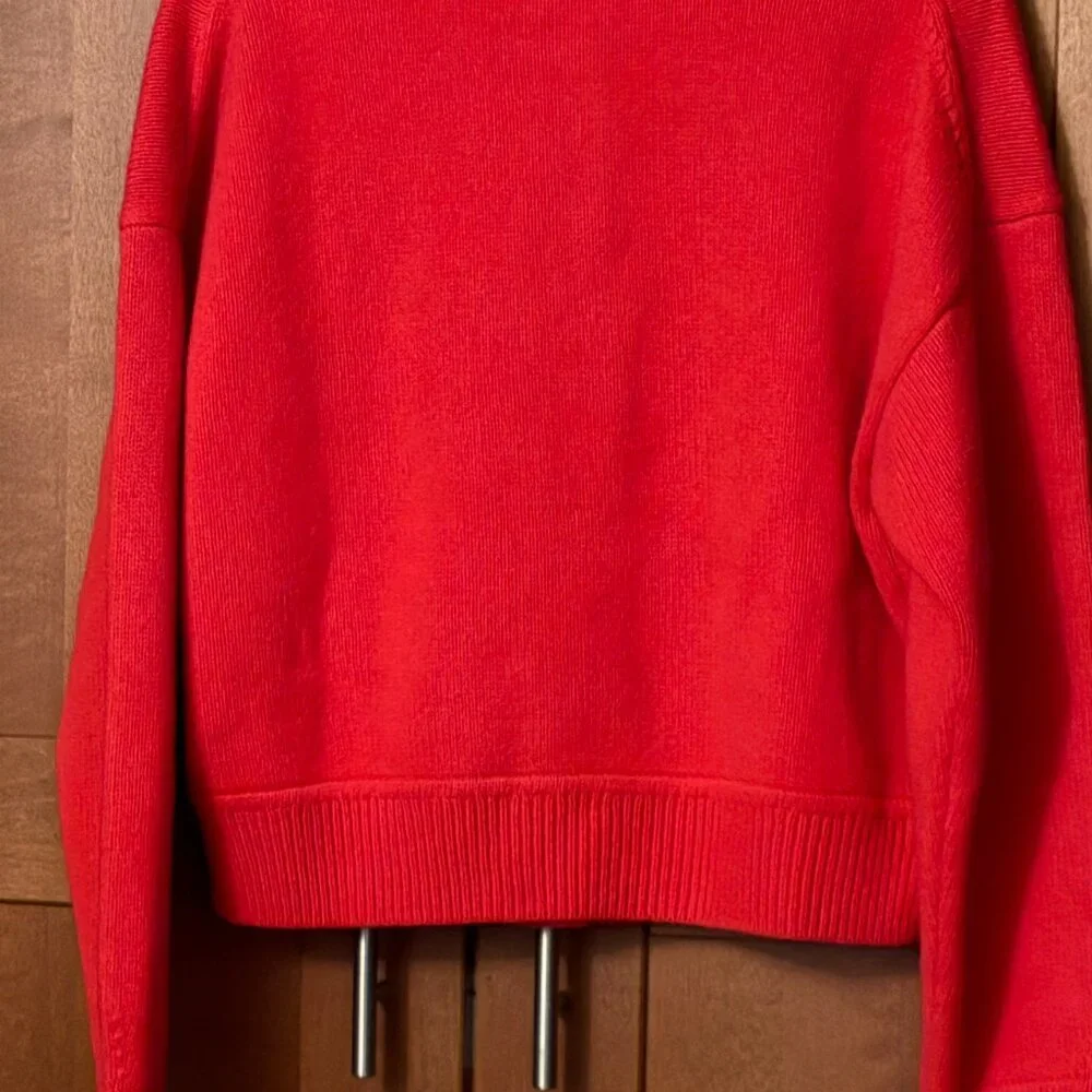 J Crew Vintage Wool Cardigan in cherry print Sz M (runs big) - Picture 4 of 13